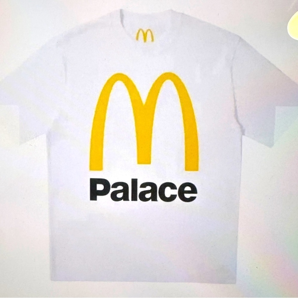 Palace x McDonald's Logo T-shirt Size Med​